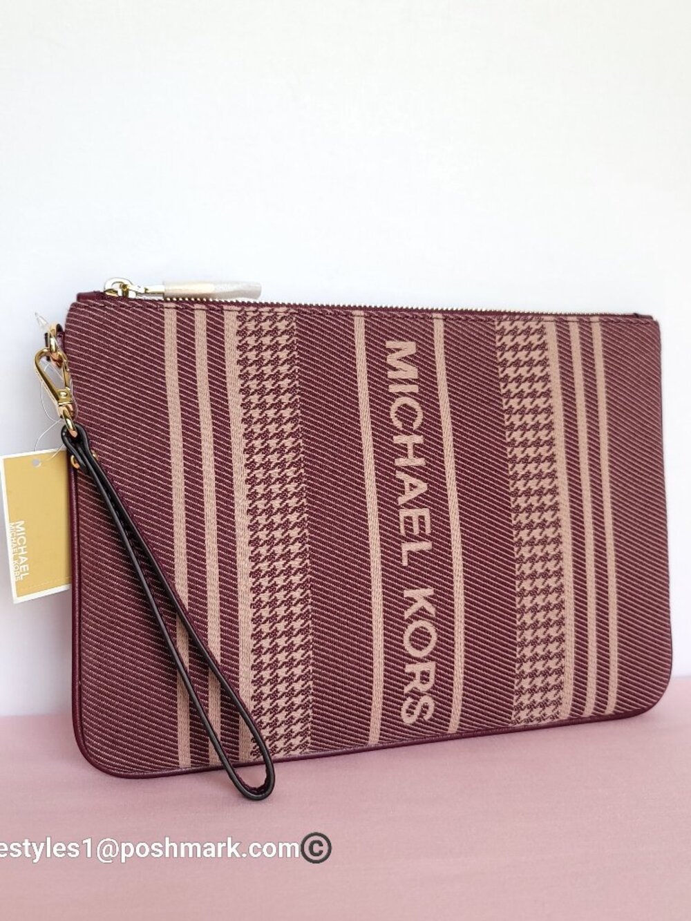 MICHAEL KORS Jet Set Signature Jacquard Large Zip Pouch Wristlet-Dark Berry⭐ - Picture 2 of 15